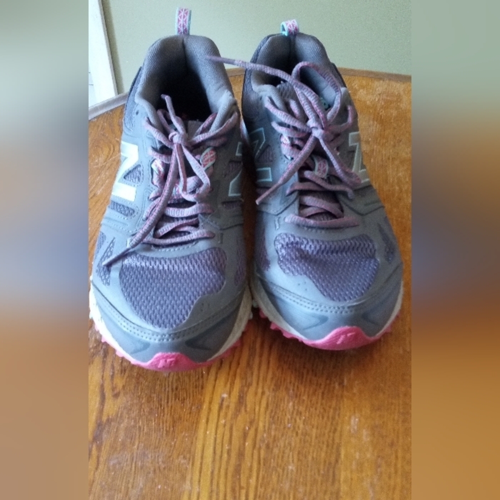 New Balance Gray And Pink Tech Aide 412 V3 Sneakers